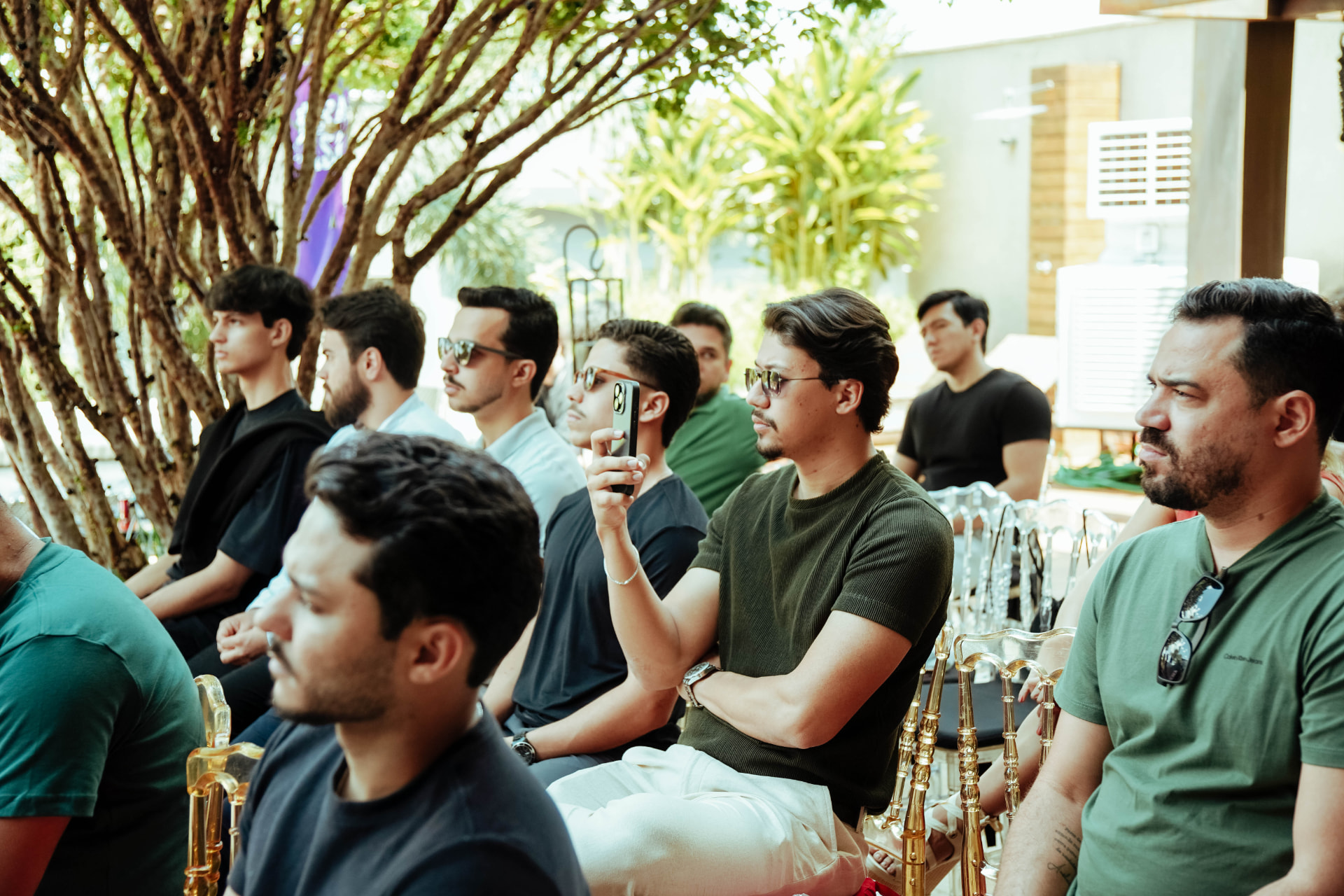 Participantes assistindo às palestras na primeira edição